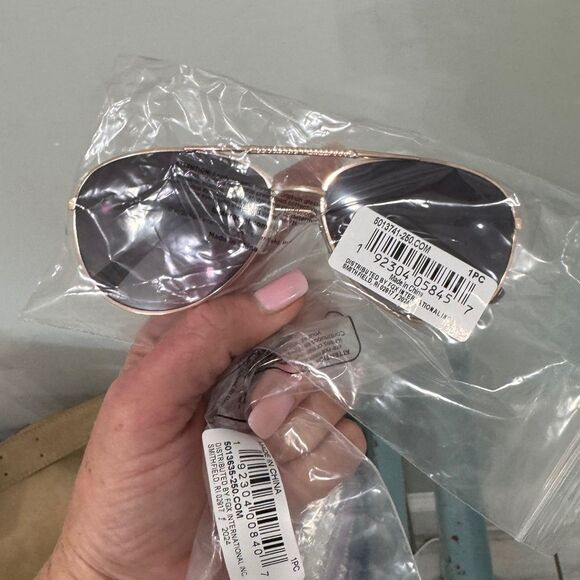 Gold Aviator Sunglass Readers strength 2.5- brand new- too big for my face - Picture 8 of 10